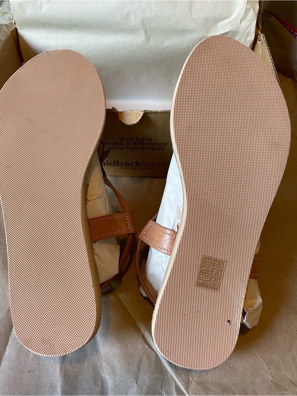 NWT Laidback London Rust Star Embellished Sandals - Picture 10 of 10